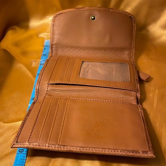 Sonoma Brown Woven Wallet - Picture 12 of 14